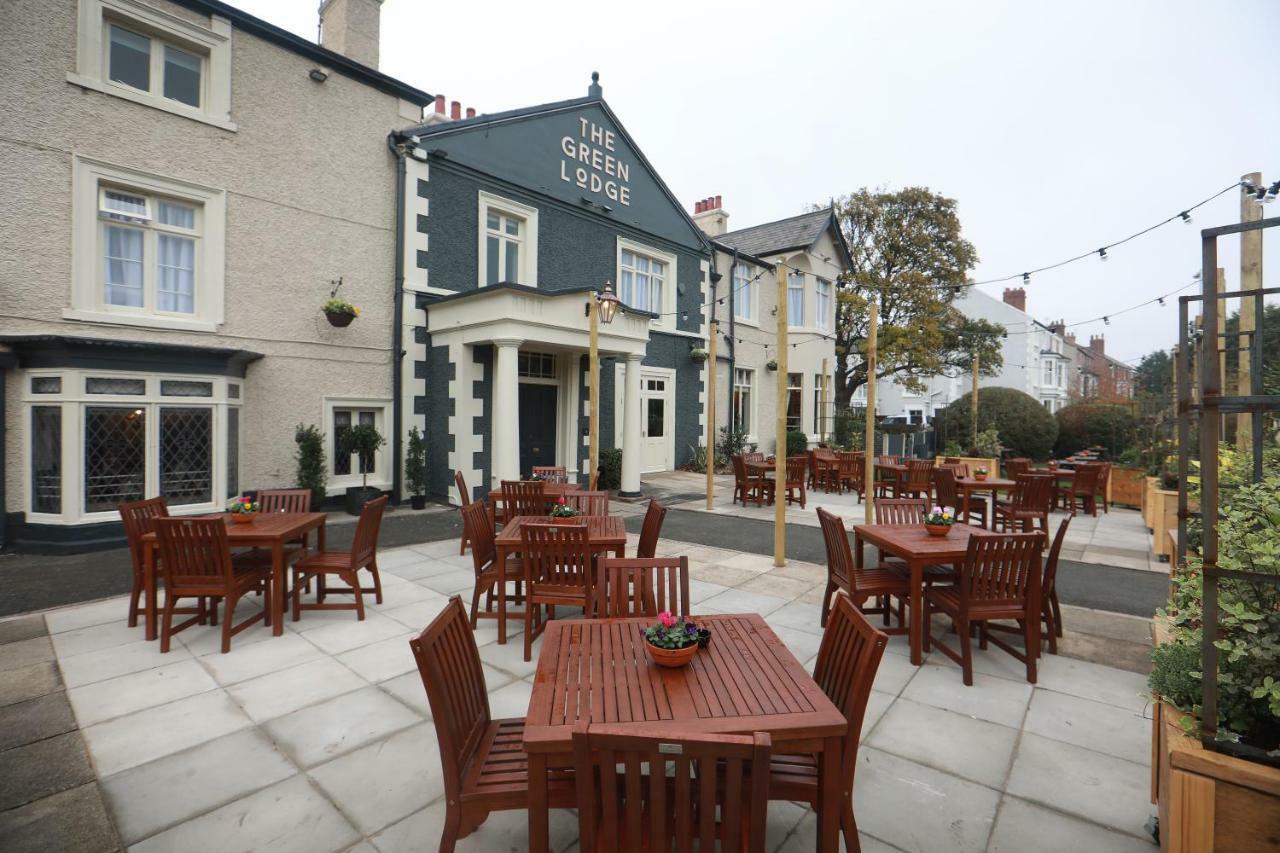 Green Lodge, Wirral By Marston'S Inns هويليك المظهر الخارجي الصورة